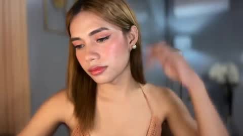 sweet_nikki03 online show from 07-28-26, 06:20