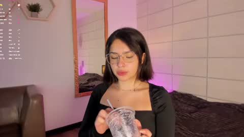 Sweet online show from 06-23-26, 01:42