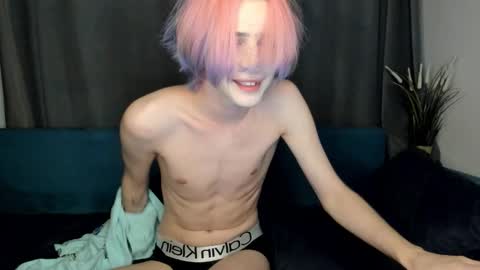 Snapshot of sweet_peach__ chatting on 09-21-25, 09:49 kira online show from 09-21-25, 09:49