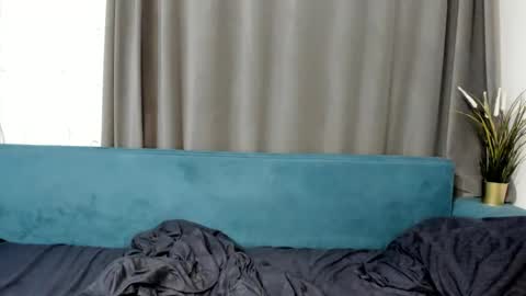 Snapshot of sweet_peach__ chatting on 09-22-25, 09:06 kira online show from 09-22-25, 09:06