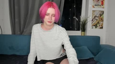 Snapshot of sweet_peach__ chatting on 10-03-25, 11:13 kira online show from 10-03-25, 11:13
