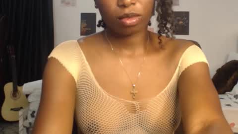 Snapshot of sweet_puna chatting on 11-25-25, 08:25 Nancy online show from 11-25-25, 08:25