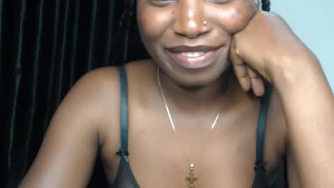 Snapshot of sweet_puna chatting on 12-18-25, 07:36 Nancy online show from 12-18-25, 07:36