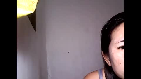 Snapshot of sweet_rich35 chatting on 12-15-25, 05:01 sweet_rich35 online show from 12-15-25, 05:01