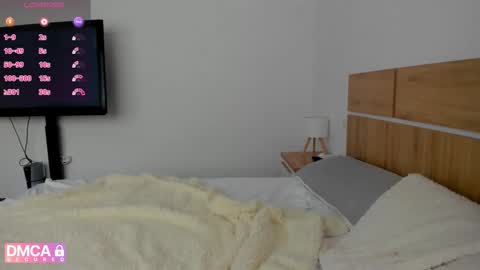 Snapshot of sweet_sabriina chatting on 04-07-26, 06:25 Sabina online show from 04-07-26, 06:25