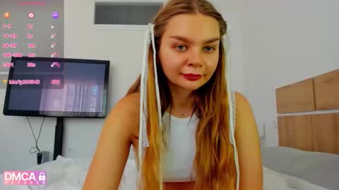Snapshot of sweet_sabriina chatting on 05-14-26, 07:59 Sabina online show from 05-14-26, 07:59