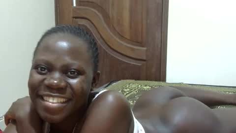 Snapshot of sweet_sharon01 chatting on 09-09-25, 09:47 Sharon online show from 09-09-25, 09:47