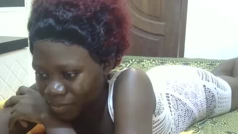 Snapshot of sweet_sharon01 chatting on 10-15-25, 10:37 Sharon online show from 10-15-25, 10:37