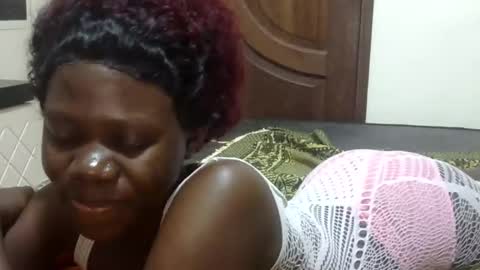 Snapshot of sweet_sharon01 chatting on 10-15-25, 11:16 Sharon online show from 10-15-25, 11:16
