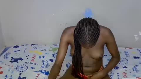 sweet_sheee online show from 03-19-26, 06:45