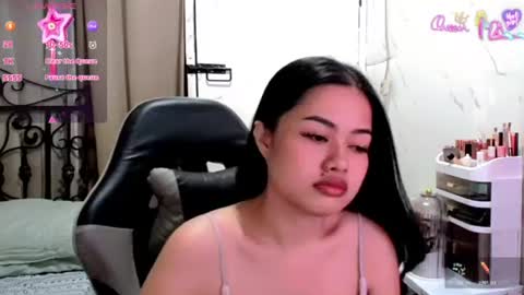 Snapshot of sweet_sirenxx chatting on 07-03-26, 03:29 Leah online show from 07-03-26, 03:29