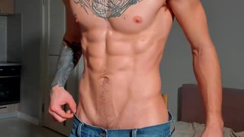 sweet_smith8 online show from 01-08-25, 09:21