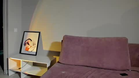 sweet_smith8 online show from 02-14-25, 05:46