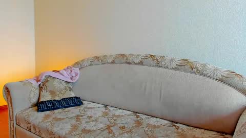 sweet_smith8 online show from 03-10-25, 07:53