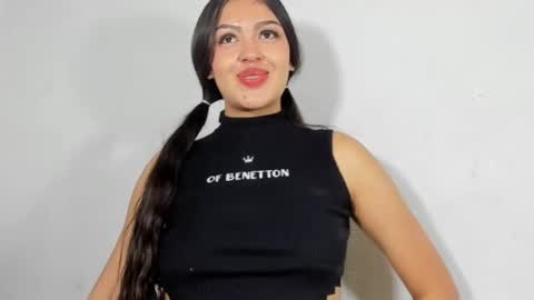 Snapshot of sweet_sophie_7 chatting on 01-10-25, 06:49 sweet_sophie_7 online show from 01-10-25, 06:49