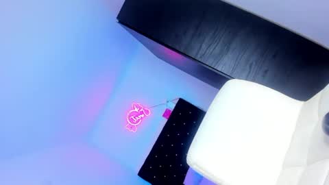 sweet_stacie online show from 06-30-26, 01:23