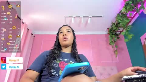 Snapshot of sweet_starxx chatting on 06-01-26, 06:42 Yeileen online show from 06-01-26, 06:42