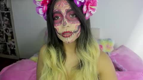              online show from 10-29-25, 05:42