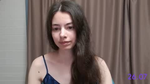 Snapshot of sweet_sweet_angel chatting on 07-26-26, 10:00 Angel online show from 07-26-26, 10:00