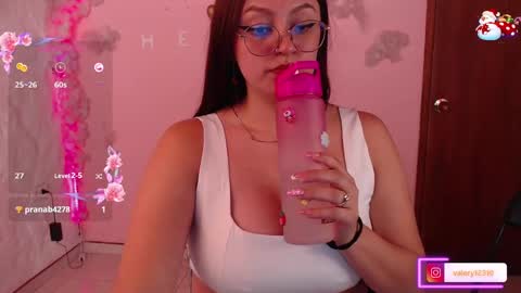 Snapshot of sweet_valery21 chatting on 12-24-24, 03:58 valery online show from 12-24-24, 03:58