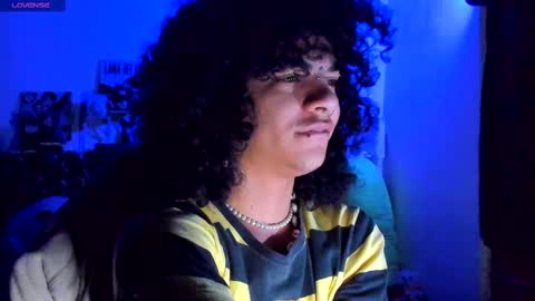 Steven independent model online show from 03-09-25, 04:16