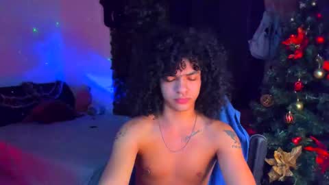 Steven independent model online show from 12-18-25, 12:00