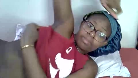 sweet_zarah online show from 05-12-26, 04:09