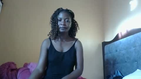 Snapshot of sweet_zella chatting on 03-24-26, 04:17 zellate online show from 03-24-26, 04:17