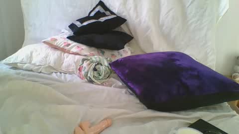 Snapshot of sweetafricangal chatting on 01-11-25, 02:04 NASHA online show from 01-11-25, 02:04