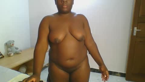 Snapshot of sweetafricangal chatting on 01-13-25, 02:50 NASHA online show from 01-13-25, 02:50
