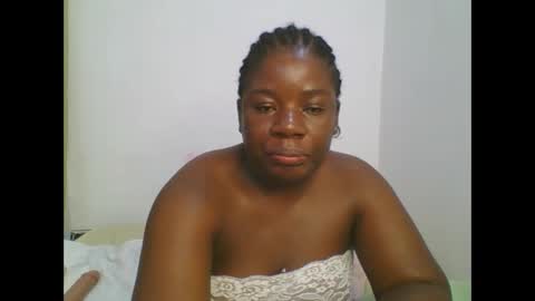 Snapshot of sweetafricangal chatting on 02-08-25, 11:01 NASHA online show from 02-08-25, 11:01