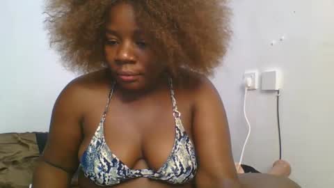 Snapshot of sweetafricangal chatting on 03-09-25, 11:56 NASHA online show from 03-09-25, 11:56