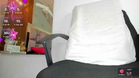 Andrea Cheryl GiLandreagil80 In Instagram online show from 01-17-25, 03:53