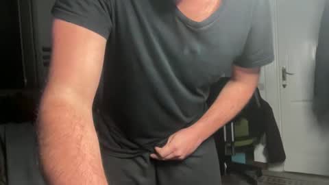 Snapshot of sweetandstrongjoy chatting on 02-14-25, 11:20 sweetandstrongjoy online show from 02-14-25, 11:20