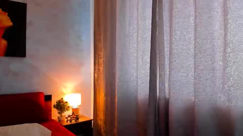Snapshot of sweetangell69_ chatting on 06-01-26, 02:08 Viorica online show from 06-01-26, 02:08