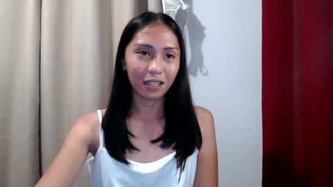 Snapshot of sweetasiancolleen chatting on 07-06-26, 04:42 colleen online show from 07-06-26, 04:42