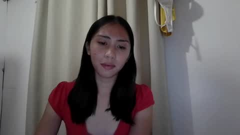 Snapshot of sweetasiancolleen chatting on 07-12-26, 03:36 colleen online show from 07-12-26, 03:36