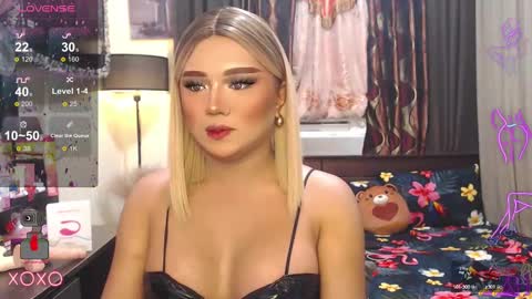 Snapshot of sweetbella118 chatting on 12-08-24, 06:54 bella online show from 12-08-24, 06:54