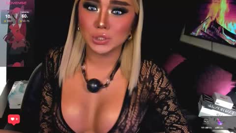 Snapshot of sweetbella118 chatting on 09-23-25, 06:33 bella online show from 09-23-25, 06:33