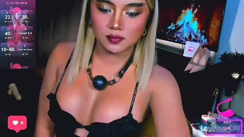 Snapshot of sweetbella69xoxo chatting on 05-26-26, 01:01 BELLA online show from 05-26-26, 01:01