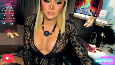 BELLA online show from 07-11-26, 10:40