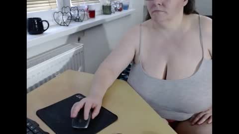 Sweetboobs85h online show from 02-12-25, 01:16