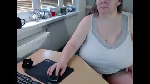 Sweetboobs85h online show from 02-22-25, 09:45