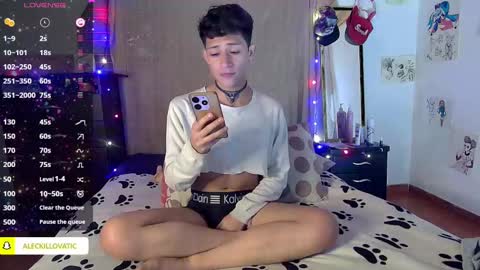 Snapshot of sweetc4meron chatting on 01-04-25, 01:10 Cameron Alejandro online show from 01-04-25, 01:10