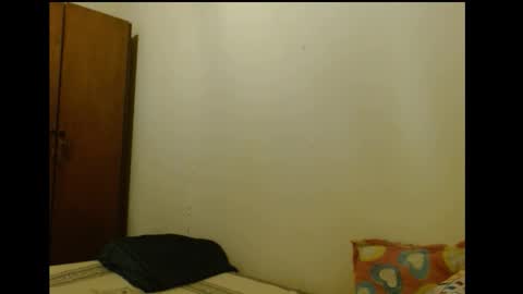 Snapshot of sweetcalm_ chatting on 03-09-26, 03:10 sweetcalm_ online show from 03-09-26, 03:10