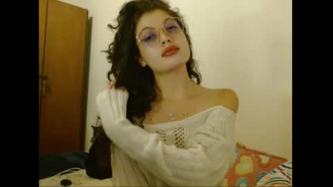 sweetcalm_ online show from 05-10-26, 06:29