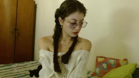 sweetcalm_ online show from 05-22-26, 03:24