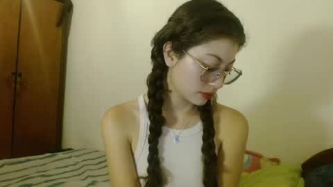 sweetcalm_ online show from 05-25-26, 09:32