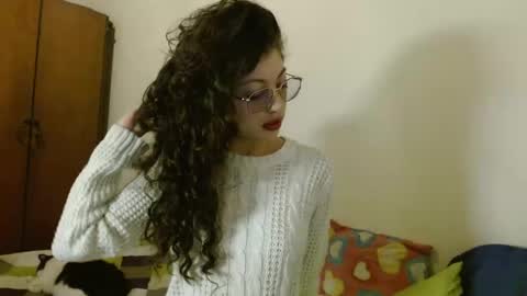 sweetcalm_ online show from 06-01-26, 04:03