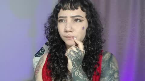       Independent model online show from 05-17-26, 01:25